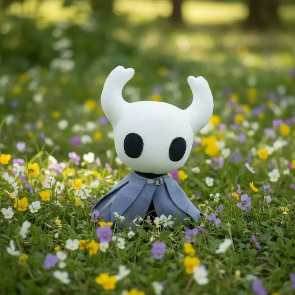 Hollow Knight Plushie：The Knight & Hornet Plush Doll - Gift for Silksong Fans